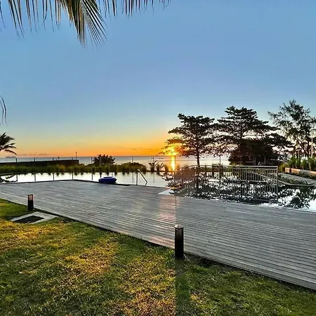 A Beachfront Haven - Ocean Point B2 Pointe aux Piments Exterior photo