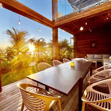 A Beachfront Haven - Ocean Point B2 Pointe aux Piments Exterior photo