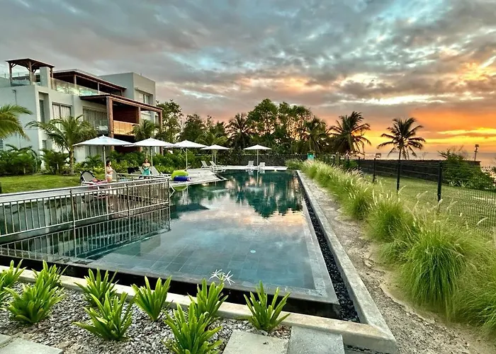 A Beachfront Haven - Ocean Point B2